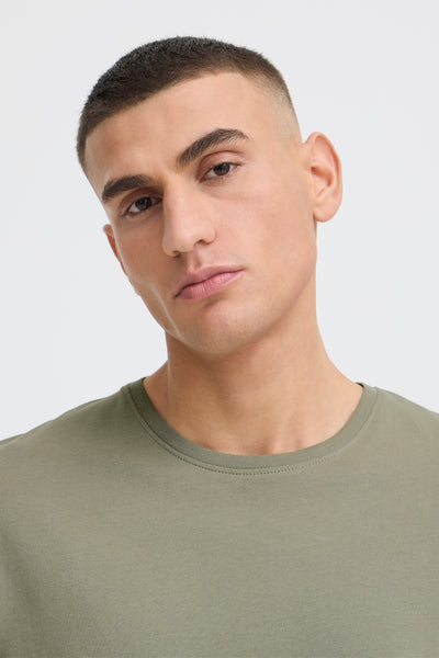 !Solid Sdrock Tee - Vetiver