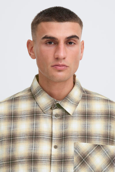 !Solid Sdtavish Shirt - Bungee Cord