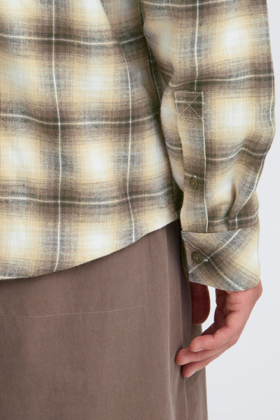 !Solid Sdtavish Shirt - Bungee Cord