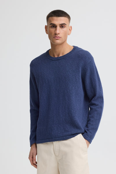 !Solid Sdustin Pullover - Naval Academy Blue