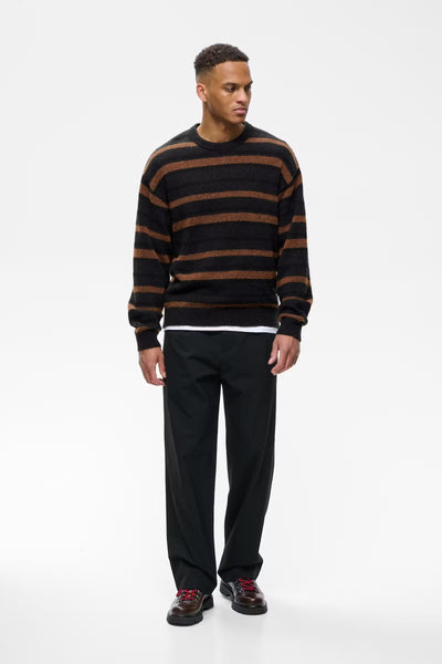 Matinique Masweatio 73 Striped Knit - Pirate Black