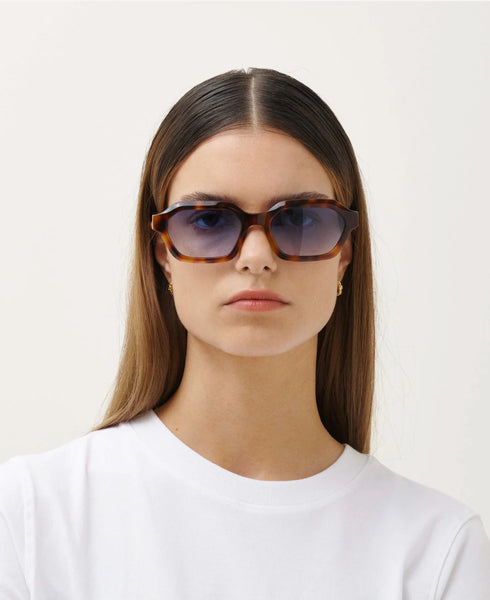 Messy Weekend Anthony Sunglasses - Tortoise/ Blue