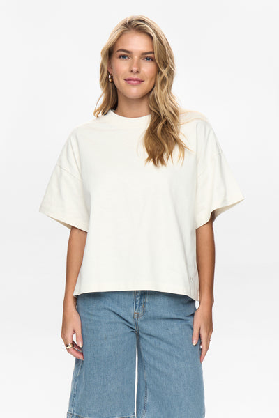 Numph - Nuwonder T-Shirt - Cloud Dancer