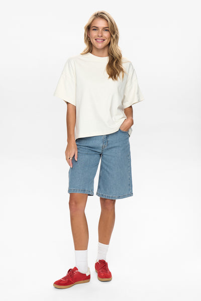 Numph - Nuwonder T-Shirt - Cloud Dancer