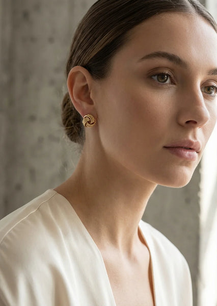 Envy Jewellery Gold Knot Stud Earring