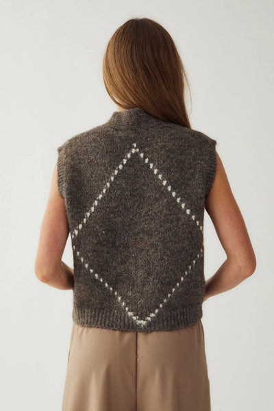 Noella Fashion - Laiana Knit Vest - Ash Brown