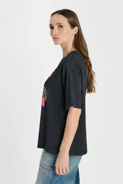 Le Temps des Cerises - Cherry Tee - Black