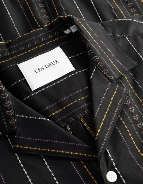 Les Deux Leo Embroidery S/S Shirt - Black