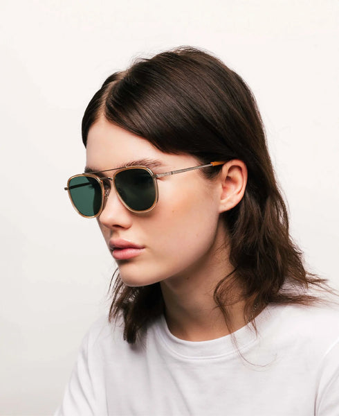 Messy Weekend Quentin Sunglasses - Champagne/Green