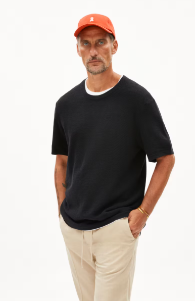 Armendangels Erwaan Lino S/S Sweater - Black