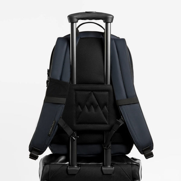 Stubble & Co. Everyday Backpack 20L - Midnight