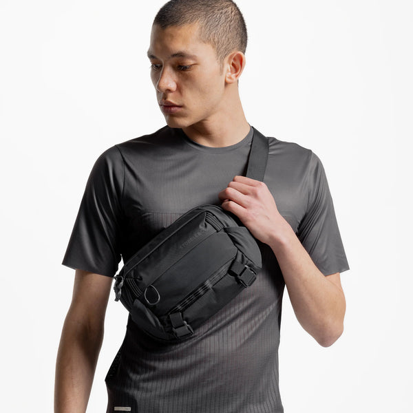 Stubble & Co. Motion Sling 4L Bag - Charcoal