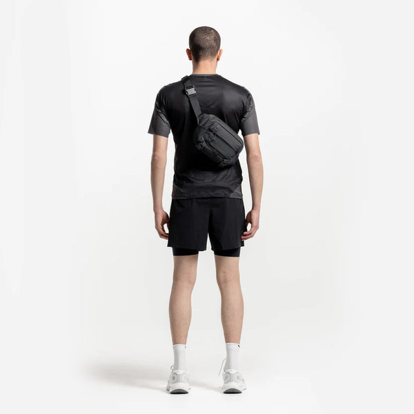 Stubble & Co. Motion Sling 4L Bag - Charcoal