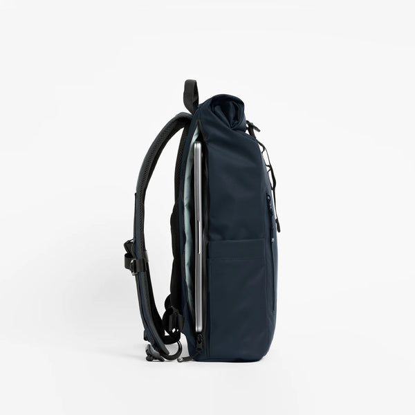 Stubble & Co. Rolltop 15l Backpack - Midnight Blue